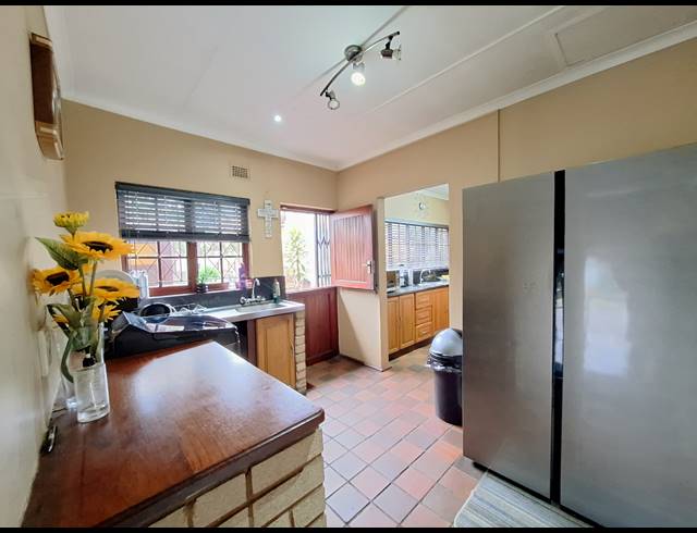 4 BEDROOM HOUSE FOR SALE IN BLUFF